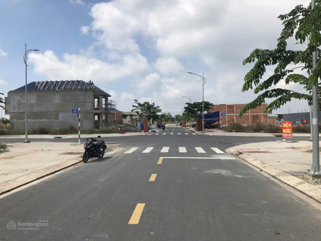 100% thổ cư hạ tầng hoàn thiện cách sân bay quốc tế long thành 4km  giá chỉ 1 tỷ 180  shr