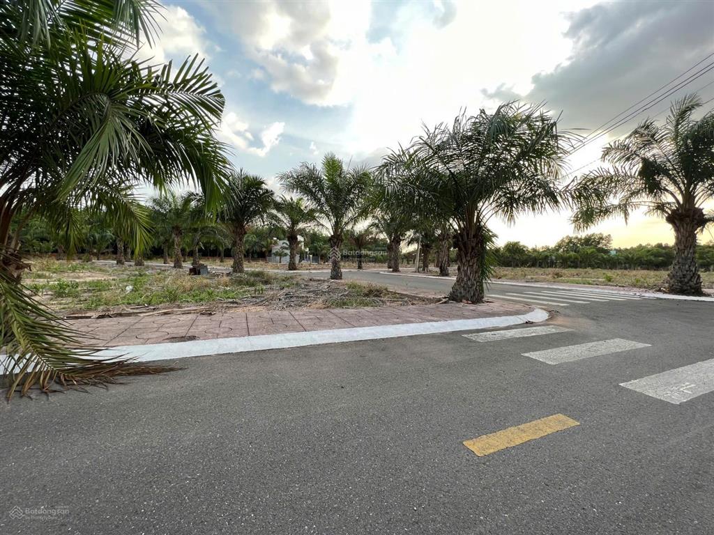 Ngân hàng cần thanh lý gấp lô 100m² (5x20) với giá 940 triệu, sổ hồng sẵn  thổ cư 100%