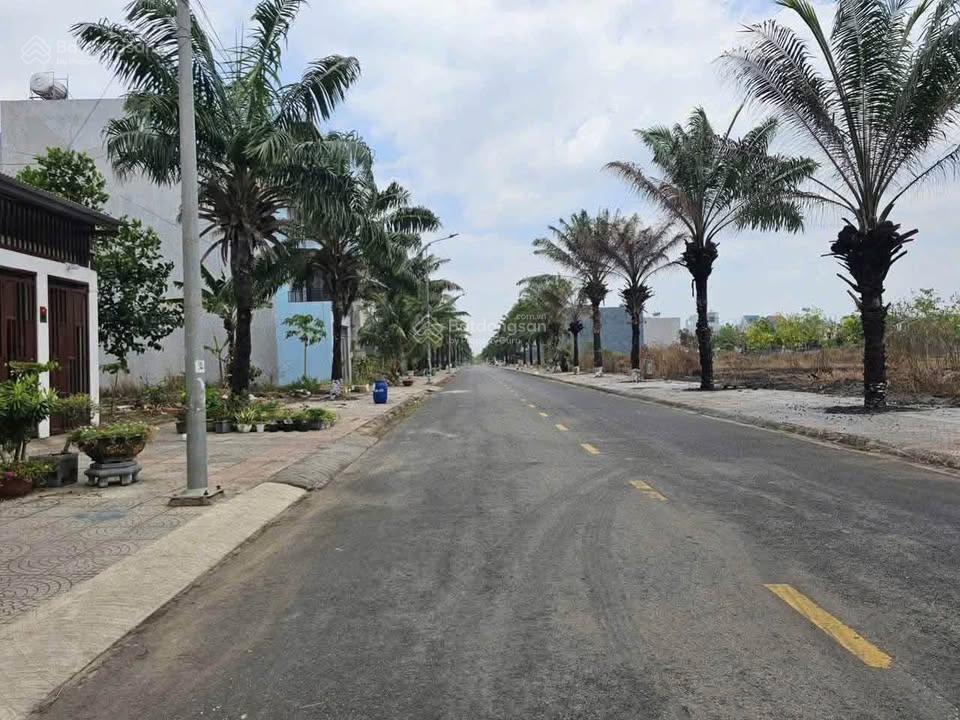 Tài chính dưới 1 tỷ  anh/chị sở hữu ngay cho em đất ngay sân bay long thành  sổ hồng sẵn