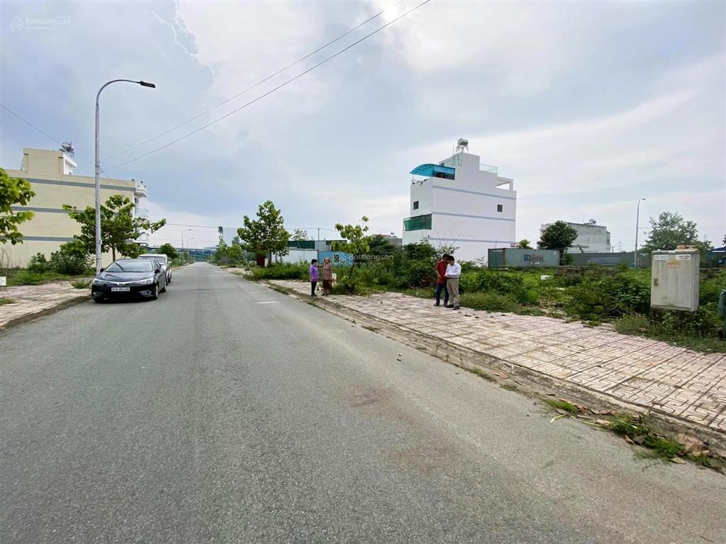 Cần bán lô 150m2, thổ cư 100%, dân cư hiện hữu, giá 1 tỷ 4, sân bay long thành 6km, sổ hồng sẵn