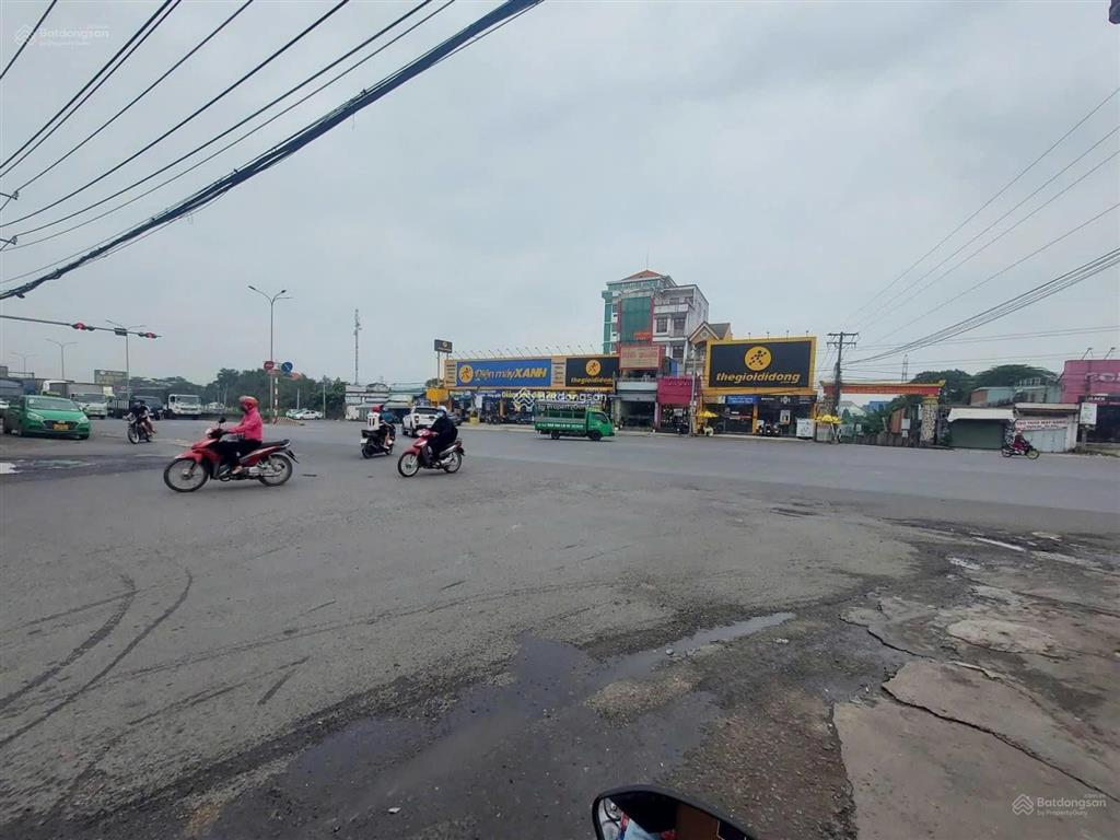 Cần bán lô 150m2, thổ cư 100%, dân cư hiện hữu, giá 1 tỷ 4, sân bay long thành 6km, sổ hồng sẵn