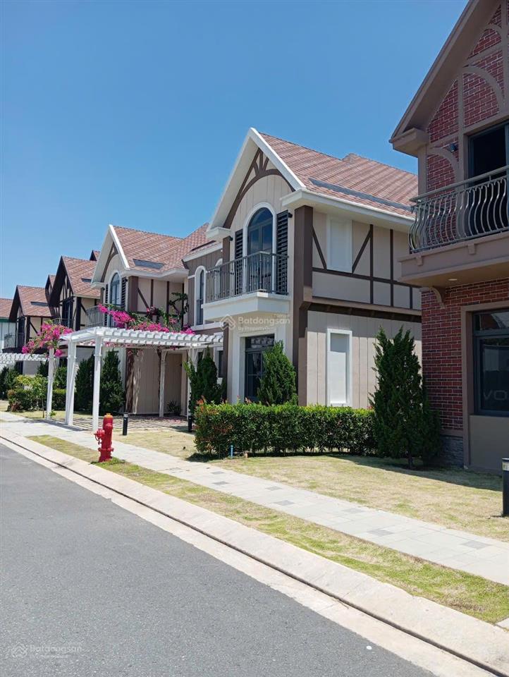 Deal hot  giảm giá cắt lỗ biệt thự hồ lagoon