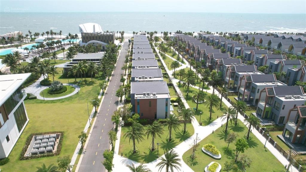 Chính chủ gửi bán gấp biệt thự đơn lập biển