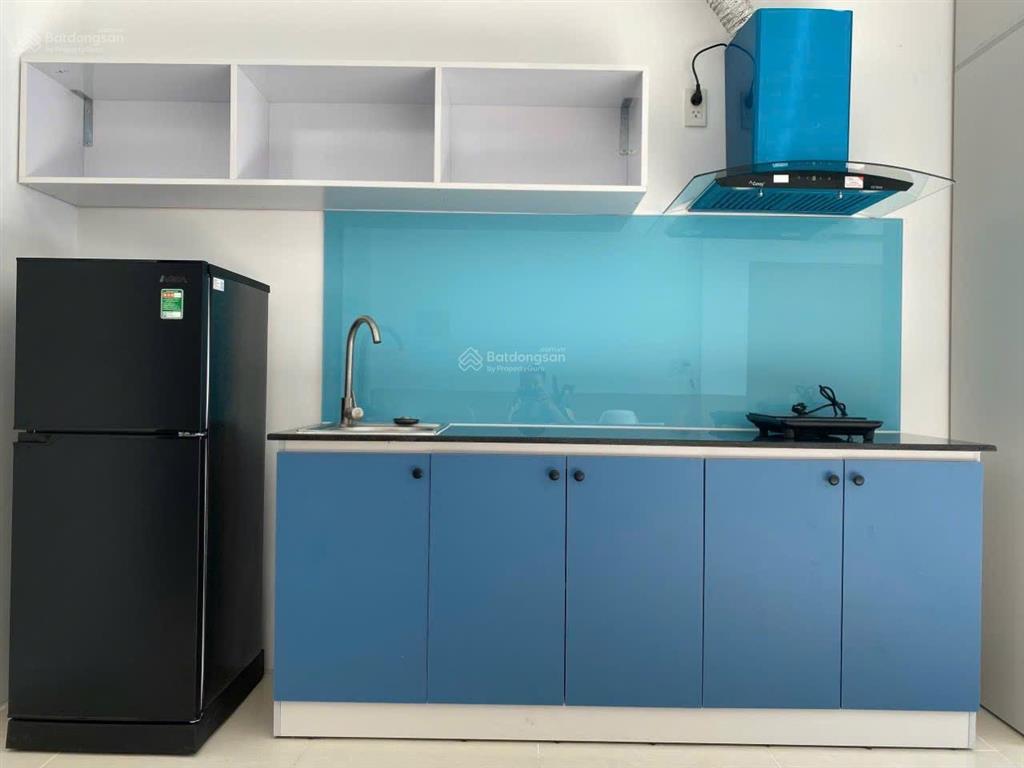 Cho thuê căn hộ  thang máy  ban công  ngay lòng tân định quận 1  rộng 40m2  full nội thất