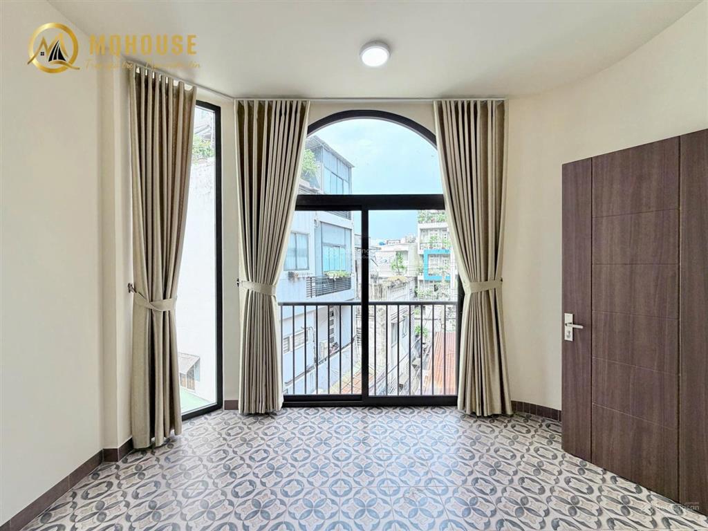 Căn hộ mới 100% ngay lòng bình thạnh  cửa sổ lớn view kính  thang máy  gần chu văn an