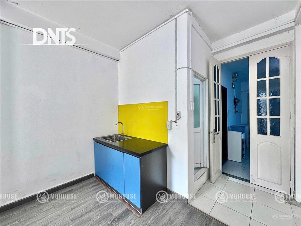 Cho thuê phòng có ban công lớn  full nội thất  ngay trung tâm quận 3  gần toà viettel