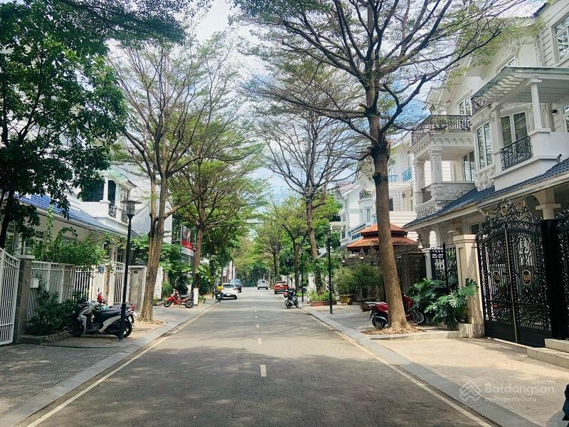 Giảm sâu 15 tỷ, đầu tư lời ngay, bán gấp biệt thự saigon pearl, dt 7mx21m, kc 1 hầm 3 tầng
