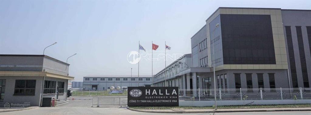 Bán kho đang cho thuê 800tr/tháng thời hạn 10 năm ,dt 2,2ha ,trung tâm phú mỹ ,bà rịa ,giá 4,3tr/m2