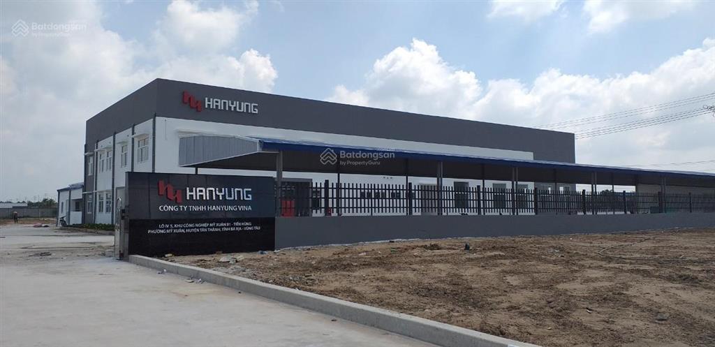 Bán kho đang cho thuê 800tr/tháng thời hạn 10 năm ,dt 2,2ha ,trung tâm phú mỹ ,bà rịa ,giá 4,3tr/m2