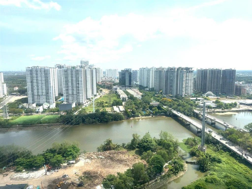 Căn hộ 2pn2wc mới 100% full nội thất lavida plus đối diện sc vivo city giá 5tỷ399