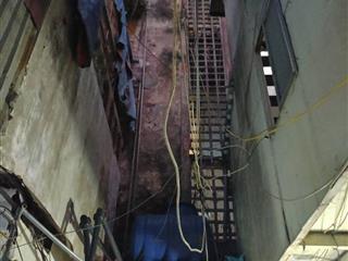 Căn hộ tầng 2 Tập thể Nguyễn Công Trứ, full nội thất đẹp, chỉ việc xách vali ở ngay