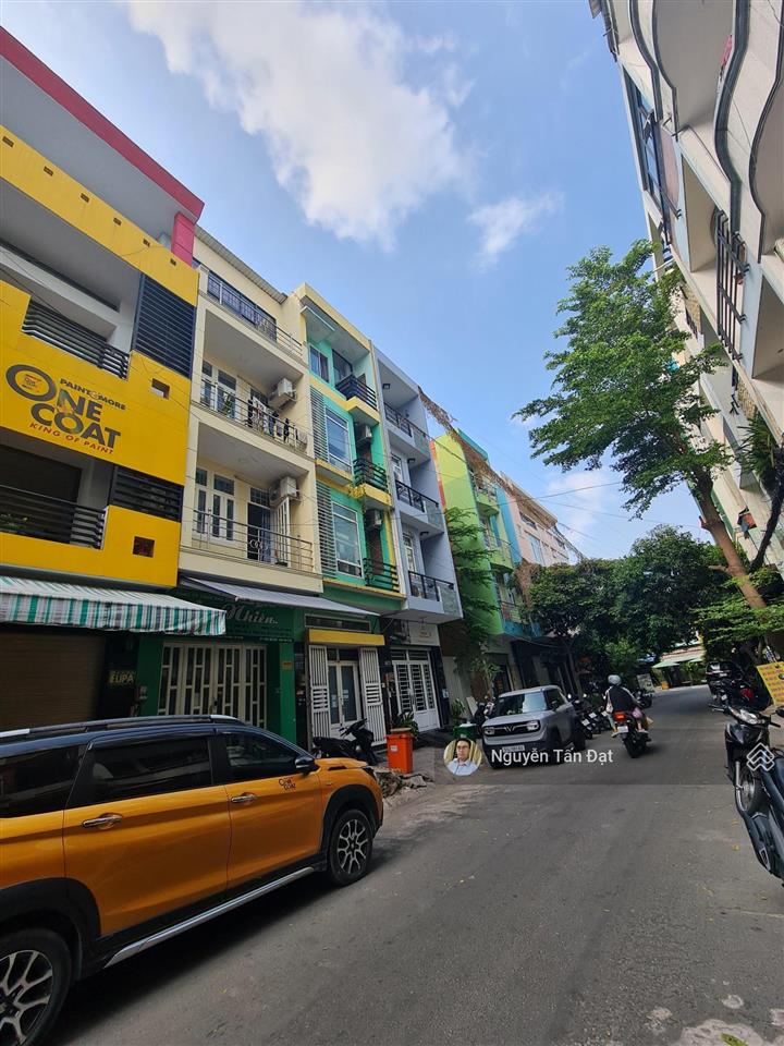 Hàng hiếm, hẻm như mặt tiền  80m2/4tấm  ngay metro văn thánh, view landmart 81  19 tỷ