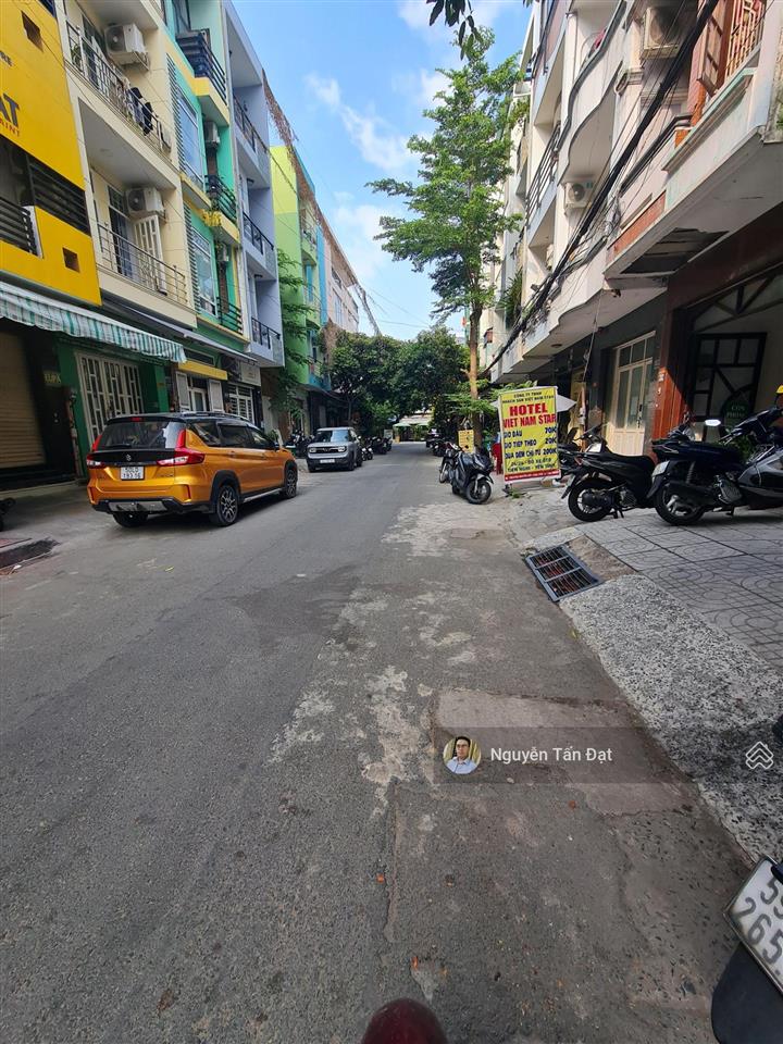 Hàng hiếm, hẻm như mặt tiền  80m2/4tấm  ngay metro văn thánh, view landmart 81  19 tỷ