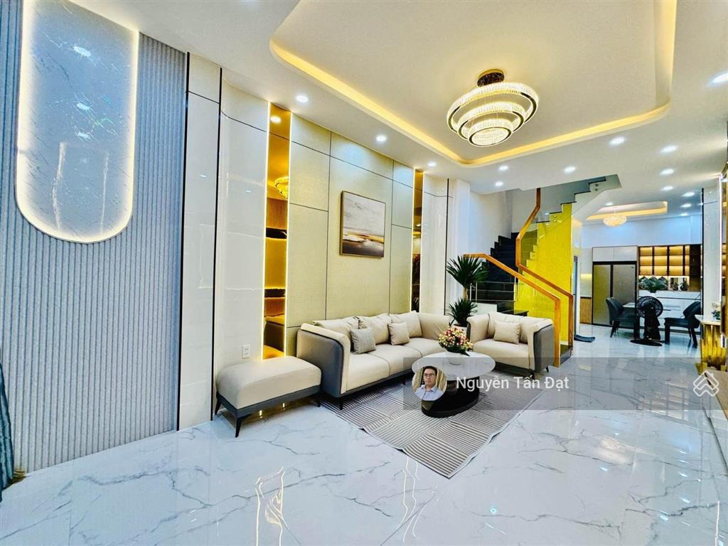Siêu phẩm 50m2/4 tấm trần bình trọng(hoàn công đủ)  5pn 4wc  sổ vuông nở hậu  nhỉnh 8 tỷ