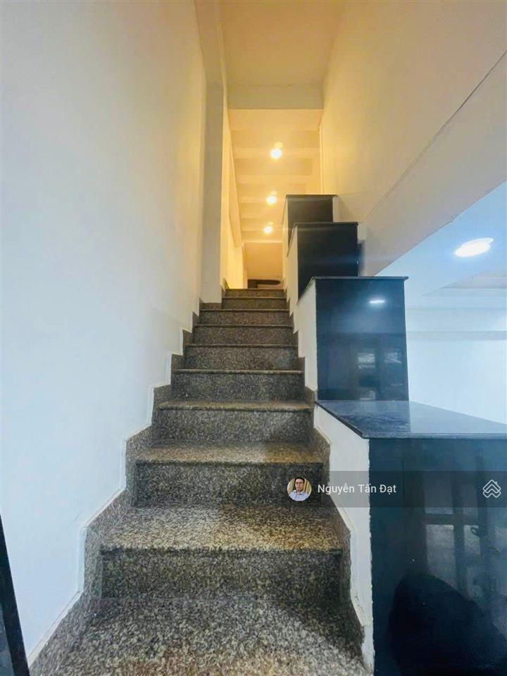 Shophouse chung cư phạm vip chánh 77m2  2 tầng 2pn 2wc  cho thuê 30tr/th  mặt tiền kd chỉ 10tỷ
