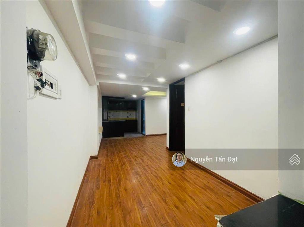Shophouse chung cư phạm vip chánh 77m2  2 tầng 2pn 2wc  cho thuê 30tr/th  mặt tiền kd chỉ 10tỷ
