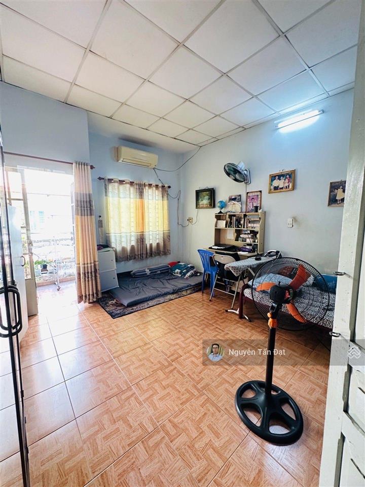 Khu hiếm nhà bán, kế q1  nguyễn hữu cảnh 115m2, hẻm 8m như mặt tiền  sát bên vinhomes landmark 81