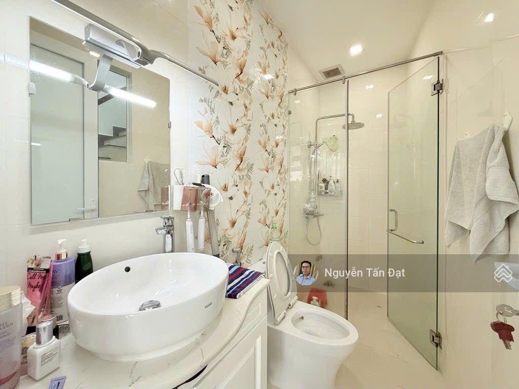 Bùi đình túy 60m2/ 4 tầng  cách hẻm xe tải 10m  4 phòng ngủ  chỉ 8 tỷ