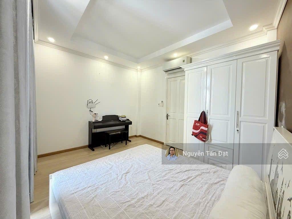 Bùi đình túy 60m2/ 4 tầng  cách hẻm xe tải 10m  4 phòng ngủ  chỉ 8 tỷ