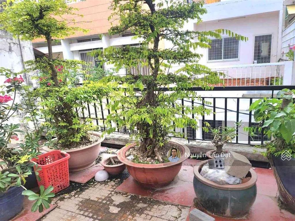 Giảm 400tr! bán gấp nhà nguyễn văn đậu 64m2/ngang 5  hẻm oto thông  chính chủ lâu đời  8,x tỷ