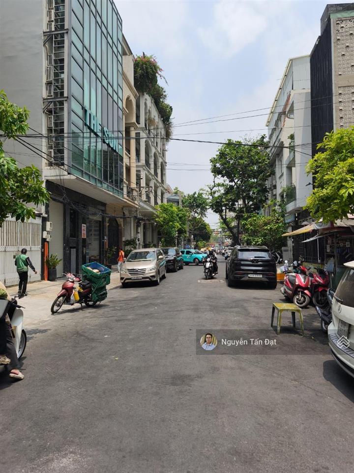 Bán gấp nguyễn gia trí ngay hutech 110m2/ngang 6m  doanh thu cho thuê 800tr/năm  hẻm ô tô  20 tỷ