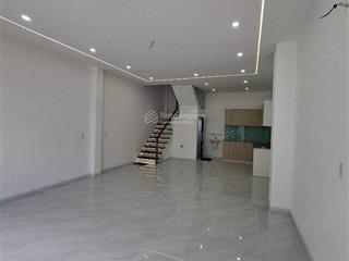 70m2  hxh  nhà 2 tầng sát chợ phú lâm  4,7 tỷ
