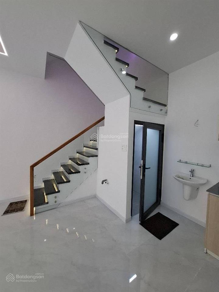 70m2  hxh  nhà 3pn  khu phố ẩm thực galaxy q6  4,7 tỷ