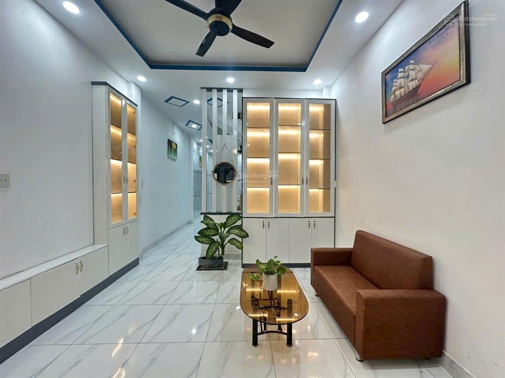 Nhà hậu giang 3pn 4x14 hẻm 4m thông 4,35 tỷ.
