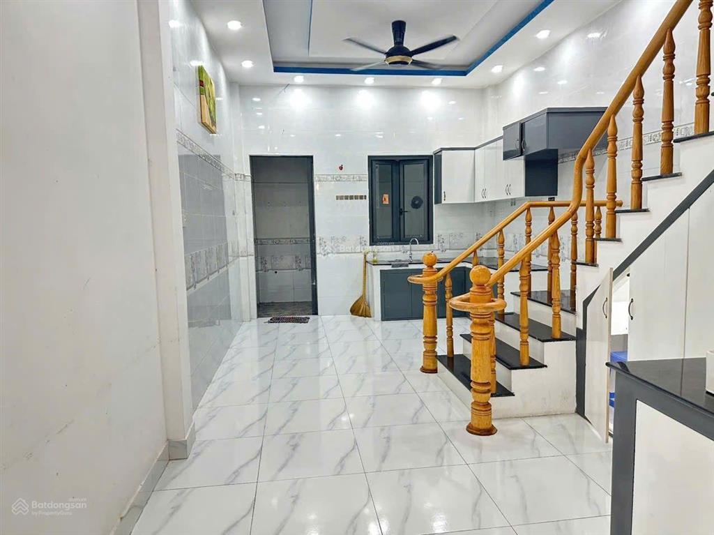 Nhà hậu giang 3pn 4x14 hẻm 4m thông 4,35 tỷ.