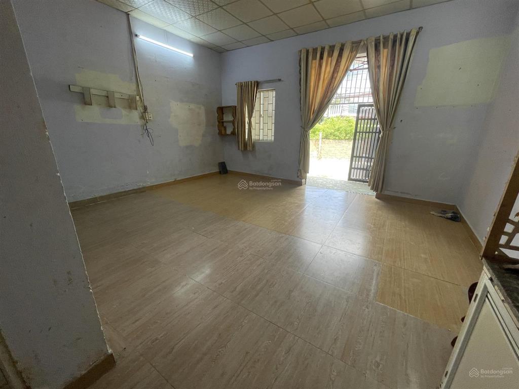 Cho thuê nhà 50m2 1 phòng ngủ gần chợ ga, vĩnh thạnh