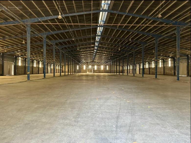 Cho thuê 2 kho x 9.500 m2 = 19.000m2 kcn phú mỹ 1, giá chỉ 65.000vnd/m2/tháng.