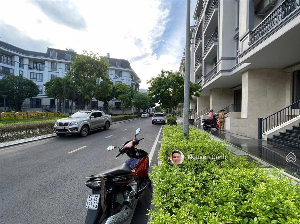 Văn phòng tầng dt 7 x 20m, ngăn sẵn vách kính,hầm xe giá chỉ 13 triệu