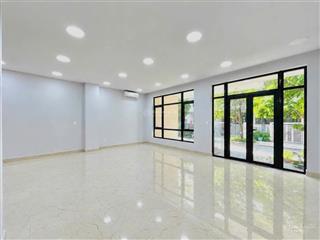 Cho thuê văn phòng (trệt + tầng 1) dt 7 x 17m, xuất vat 10% kdt vạn phúc city
