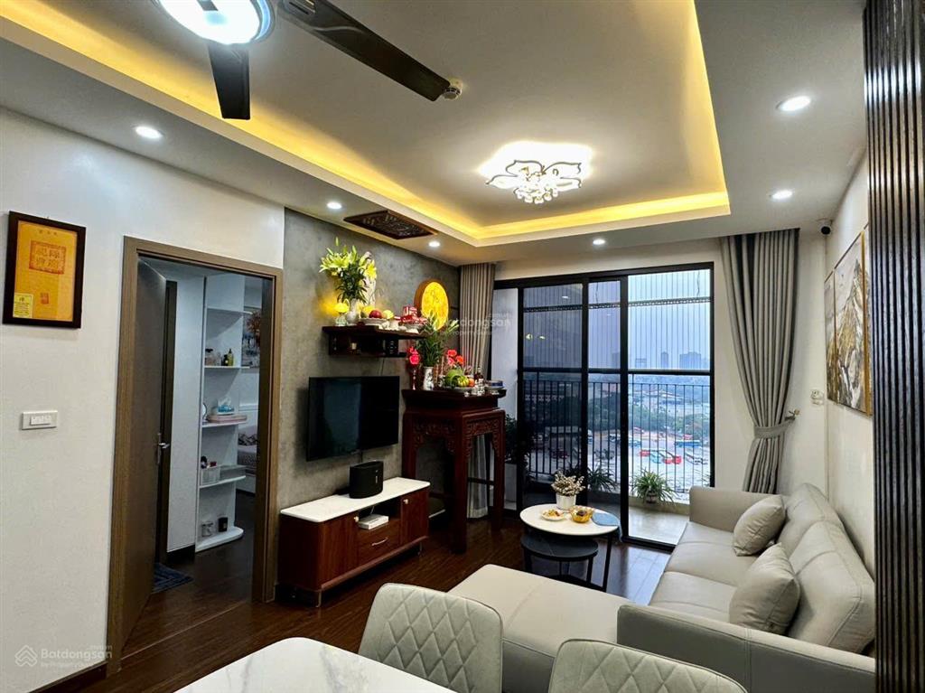 Bán gấp căn hộ 87,8m2 2 ngủ tại thanh xuân complex, full nội thất, giá 9.5 tỷ