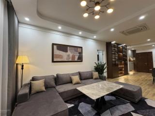 Chính chủ cần bán căn hộ 95m2, 3 ngủ chung cư c37 tố hữu, full nội thất, giá 8 tỷ