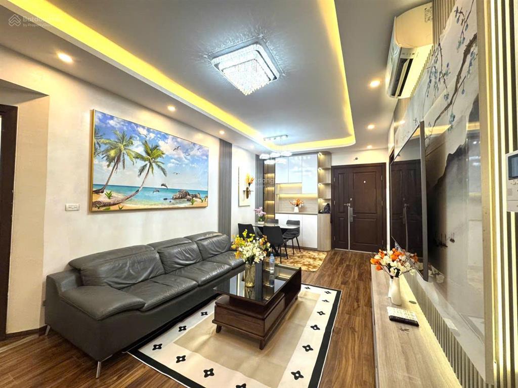 Chính chủ gửi bán căn hộ 80m , 2 ngủ chung cư pandora triều khúc, full nội thất, giá 7.5 tỷ