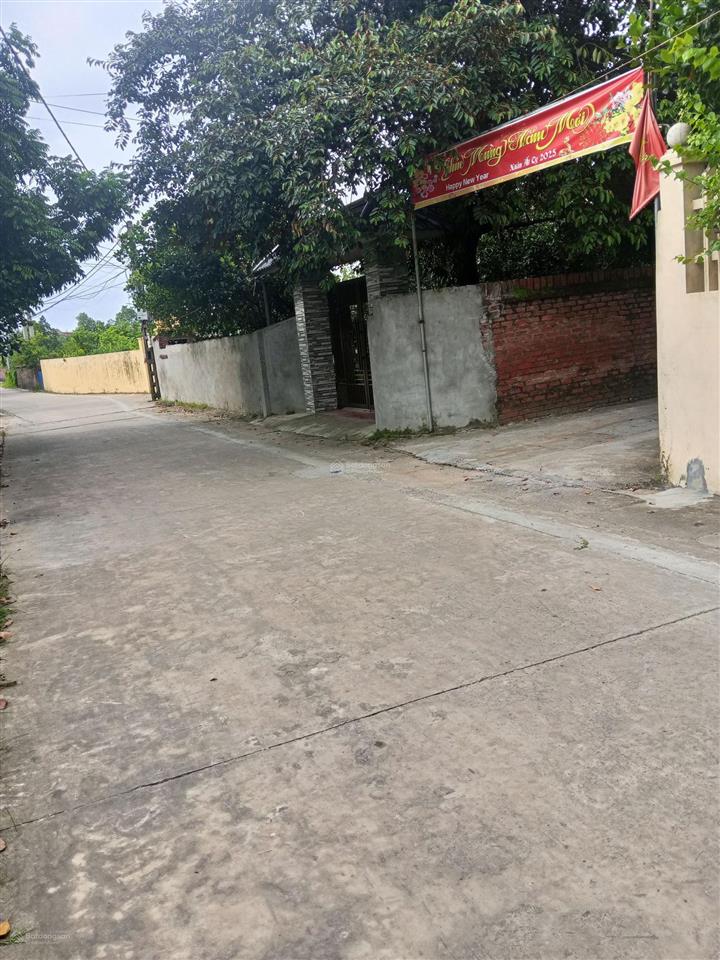 Chính chủ muốn bán lô góc 2 mặt tiền 86 m² cách thị trấn sóc sơn và trường đua ngựa 2 km.