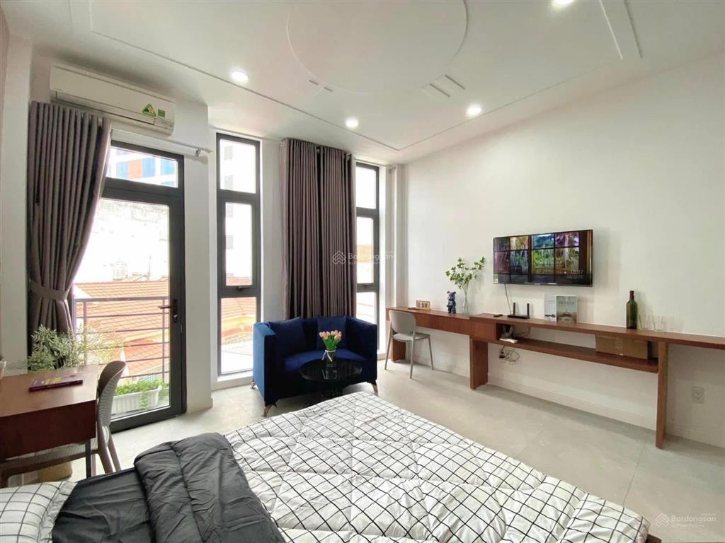Căn hộ studio ban công, cửa sổ  bếp xa giường  full nội thất  ngay cầu lê văn sỹ