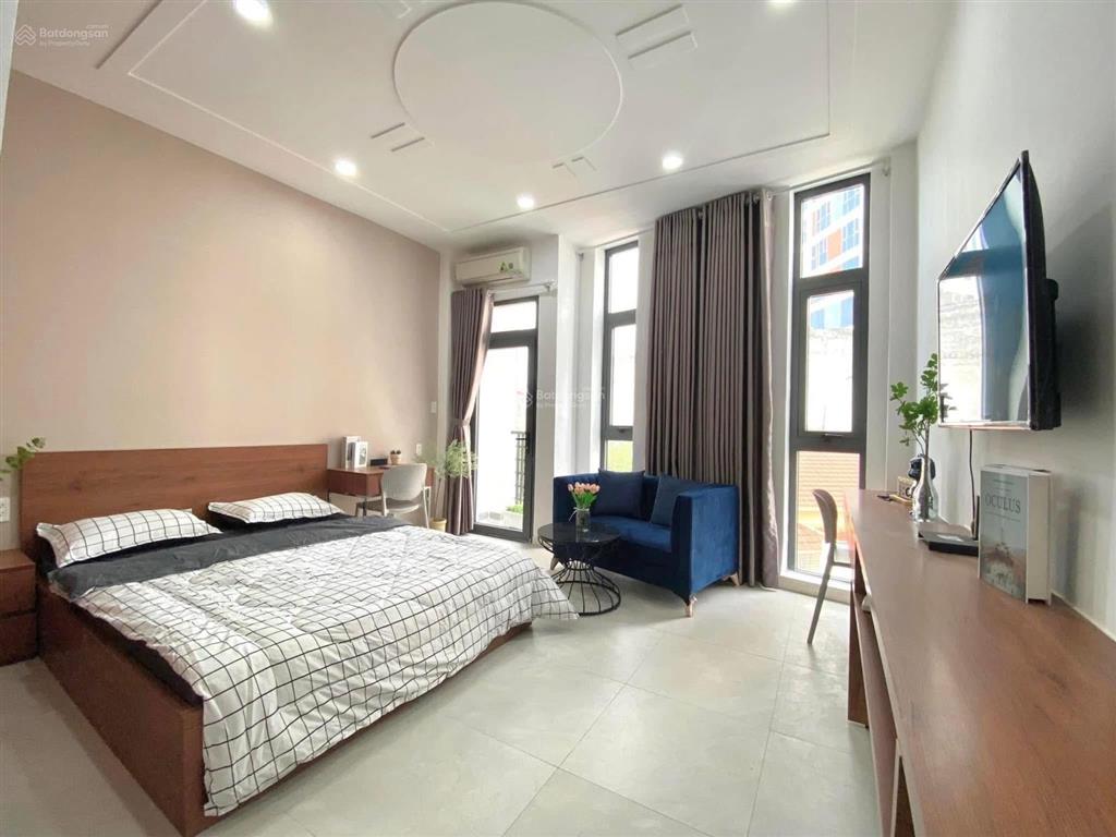 Căn hộ studio ban công, cửa sổ  bếp xa giường  full nội thất  ngay cầu lê văn sỹ