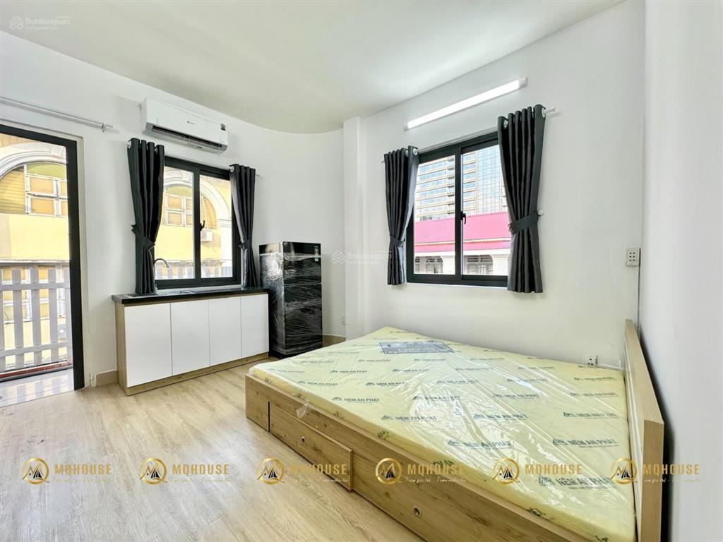 Căn hộ studio  full nội thất  cửa sổ trời, ban công  ngay thảo cầm viên