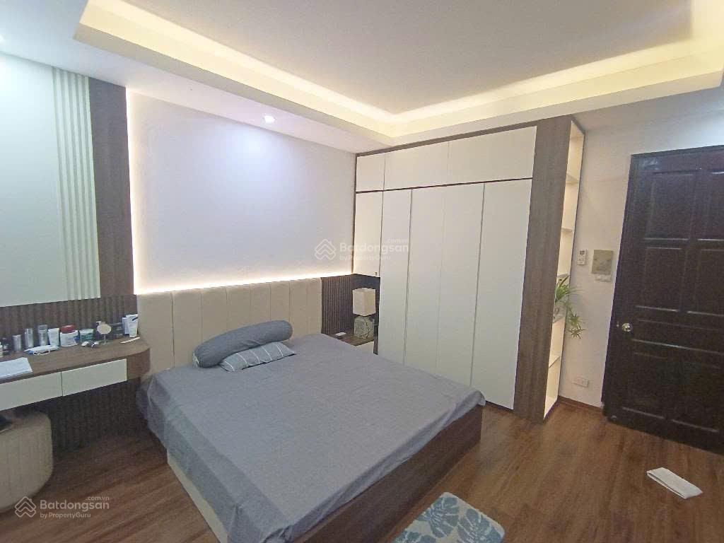 Bán nhà thụy khuê tây hồ, 43m2, 5 tầng, 2 thoáng, giá 8,7 tỷ, ở ngay đón tết