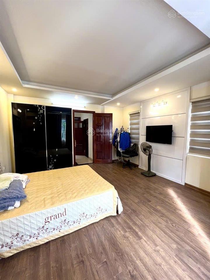Bán gấp nhà võng thị  tây hồ  50m²  6 tầng thang máy  ô tô tránh  chỉ 20,5 tỷ