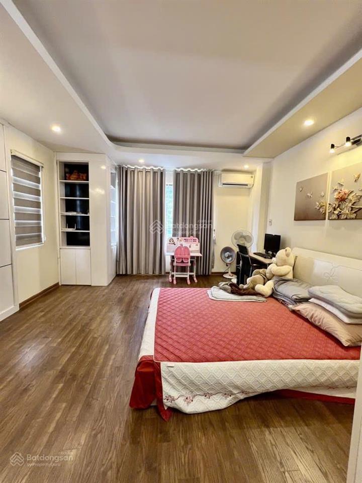 Bán gấp nhà võng thị  tây hồ  50m²  6 tầng thang máy  ô tô tránh  chỉ 20,5 tỷ