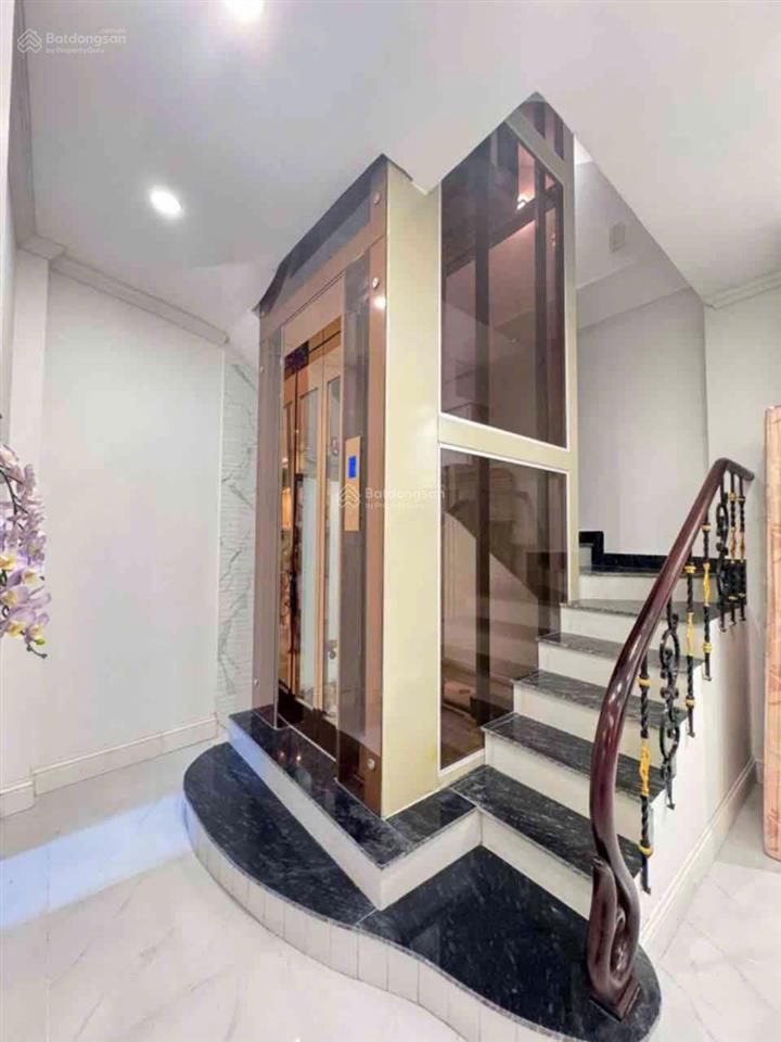 Bán nhà đẹp lạc long quân  tây hồ  72m  giá 15,8 tỷ  full nội thất cao cấp  thoáng trước sau