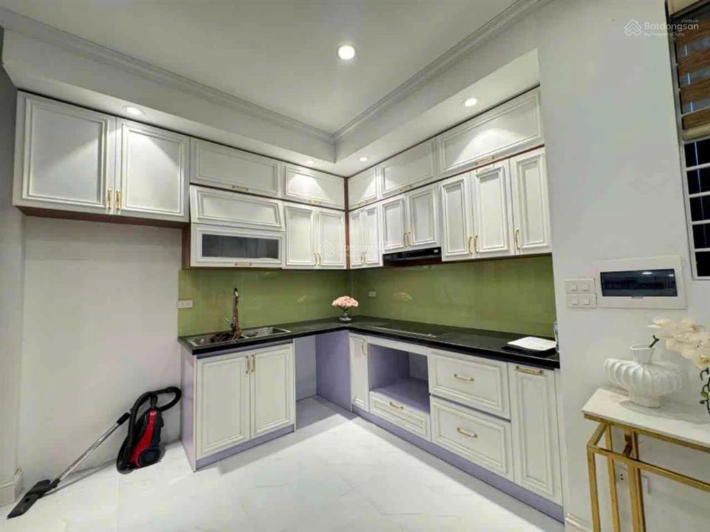 Bán nhà đẹp lạc long quân  tây hồ  72m  giá 15,8 tỷ  full nội thất cao cấp  thoáng trước sau