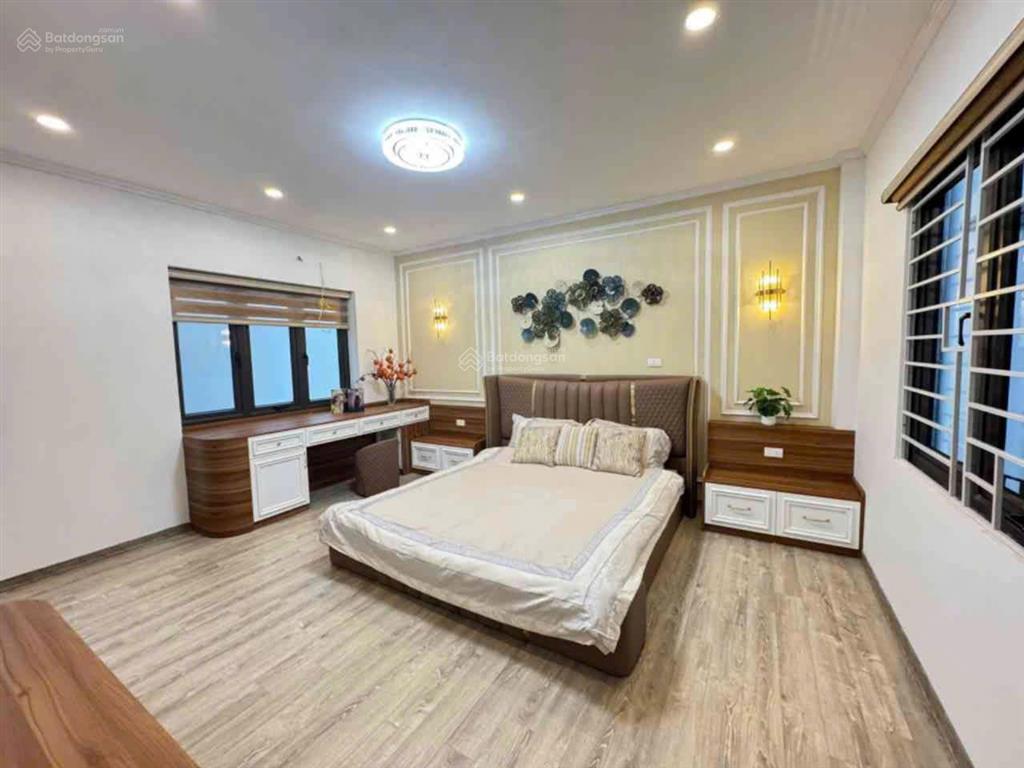 Bán nhà đẹp lạc long quân  tây hồ  72m  giá 15,8 tỷ  full nội thất cao cấp  thoáng trước sau