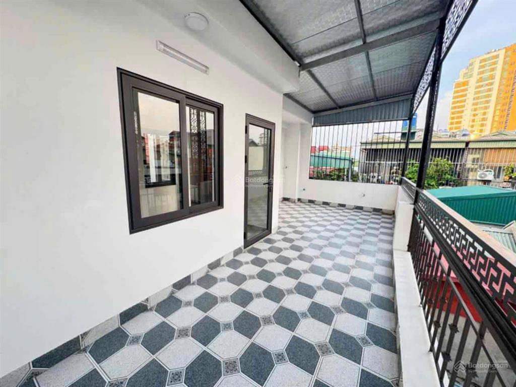 Bán nhà đẹp lạc long quân  tây hồ  72m  giá 15,8 tỷ  full nội thất cao cấp  thoáng trước sau