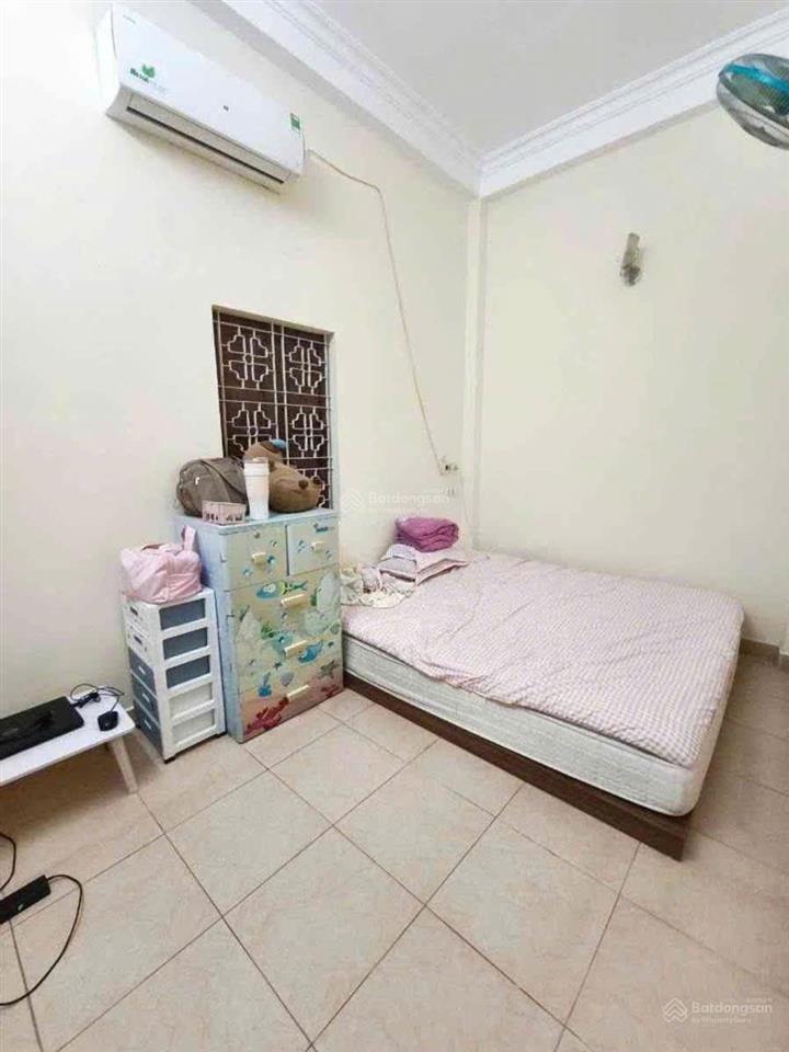 Chính chủ bán đất tặng nhà 3 tầng  48m  thụy khuê, tây hồ  ngõ thông hồ tây  sổ đỏ vuông đẹp