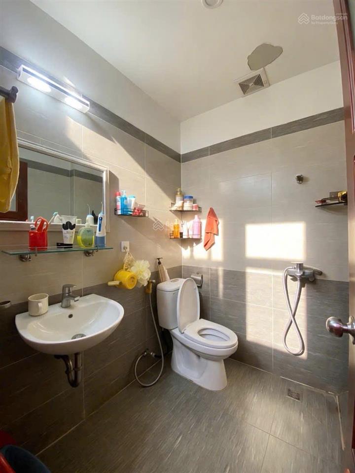 Bán nhà 5 tầng  33m  mặt tiền 5m  2 thoáng  cách 1 nhà ra đường ô tô  xây tâm huyết  8.99 tỷ