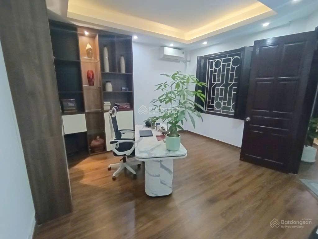 Bán nhà thụy khuê tây hồ, 43m2, 5 tầng, 2 thoáng, giá 8,7 tỷ, ở ngay đón tết